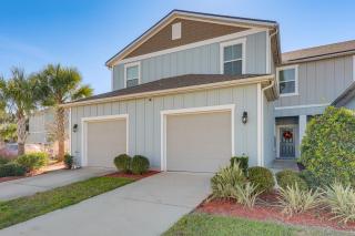 4 Mi to EverBank Stadium! Stylish Suburban Retreat - 7