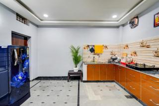 Hotel O BSR RoyalStay Super Luxury Hotel Rooms - 9