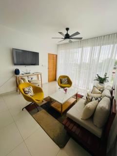 Oasis Residences, Modern 3BR Apartment with Pool - 8