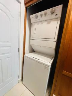 Oasis Residences, Modern 3BR Apartment with Pool - 1