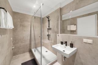 5 seperate Studio Apartments 401-405 - Central - AC - 8