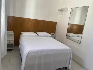 Apto na Ponta Verde, próximo a pontos turísticos e as mais belas praias de Maceió - 1