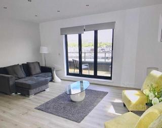 Bardywell Penthouse - 2 Bedrooms - Sleeps 4 - 0