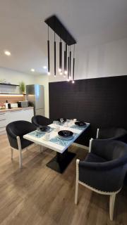 Nico's Central Residence - 0