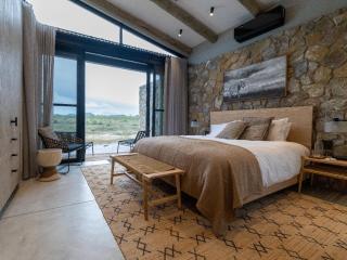 Izakithi River Villa - 5