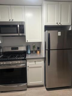 Hollywood Apartment FREE Parking & Pool Close to Studios Universal - 8