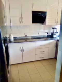 Entire 3-BR Apartment in Victoria Island, Lagos - 4