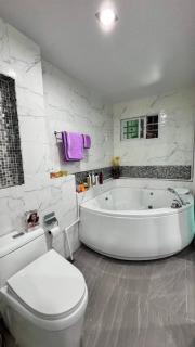 Family House Patong - Homestay - 4