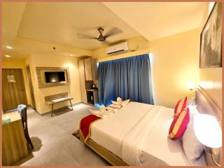 SEA VIEW from ROOFTOP The O-Turtle Resort Near Jagannath Temple - Lift And Resturent Facilities - Fully Air Conditioning Luxuray Rooms - Couple Friendly- A Top Rated Luxuaray Hotel - 6