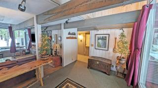 Pine Cone 3 home - 4