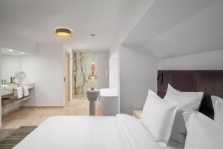 Domeniile Martinutzi - Conac Rhédey - 9