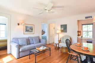 Community beach and sundeck - 3