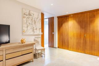 Modern House in Chacras de Coria - 8