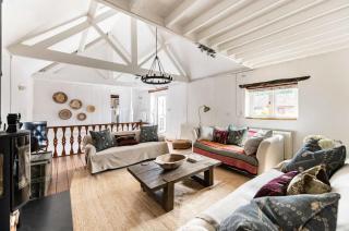 Mulberry Coach House - 0