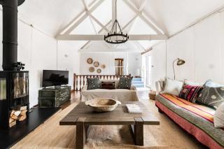 Mulberry Coach House - 1