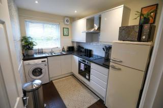 LoveYork Priory Apartment - Central with Parking - 9