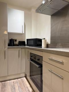 Modern 2BR in M5, Man United Stadium, and MediaCity - 3