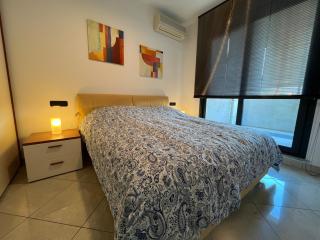 Palm Grove House - 2