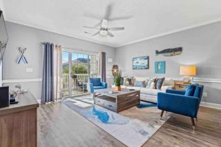 Captains Quarters Bright 2BR Pet Friendly Beach Condo w Coastal Decor Relaxed Vibes - 7