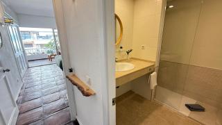 Marbella Bliss Apartment, Terrace, Pool & Beach - 4