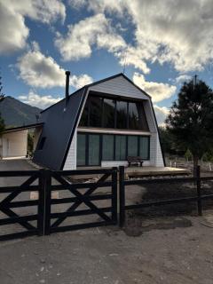 Cabaña El Sauce Estilo Nordico en Villa Meliquina Neuquen - 0