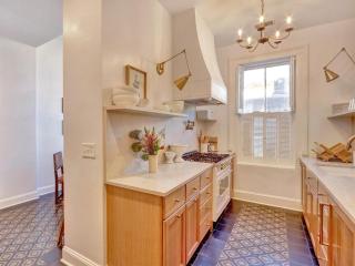 Elsewhere on Madison Square Manor - 2