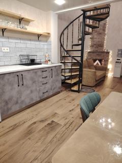 davit batoni small house - 3