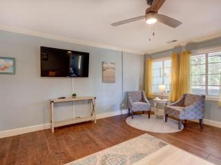 Sundial Inn Unit 2 - 5