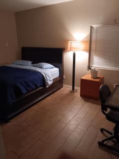 West Valley King Room 94th - 4