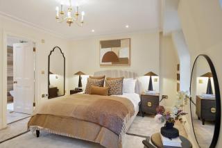 Finest Hyde Park 4BR Townhouse - 1 min to Harrods - 1