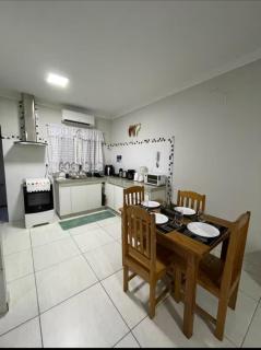 Apê Térreo Familiar Até 6 pessoas Completo - 6