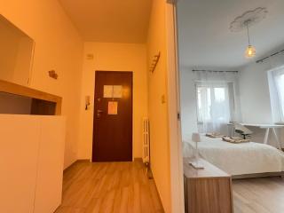 Private Parking, with a View of the Alba Hills - 5