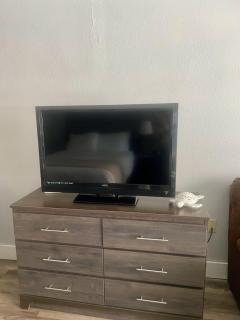 Laidback & Lazy Landmark Resort - 9