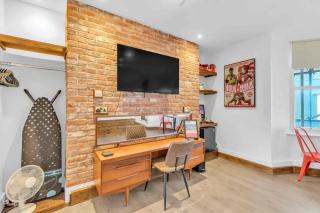 Grafton Building By My Getaways - 6