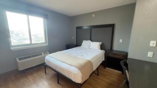 Welcome Suites Hazelwood Extended Stay Hotel - 4