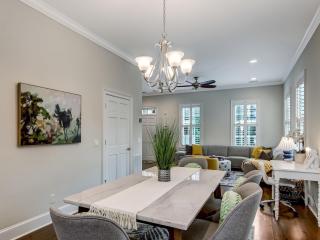 Crawford Chic + Coastal - Savannah - 3