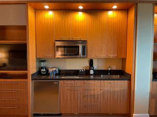 Five Star Trump Hotel No Resort And Cleaning Fees - 6