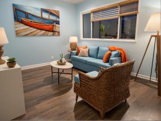 Modern Venice Beach Stay - Walk to Marina & Boardwalk - 1