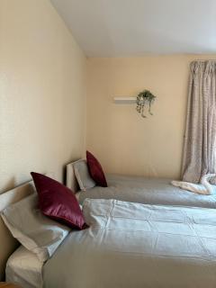 Estokova central haven sleeps up to 9 - Free parking - 6