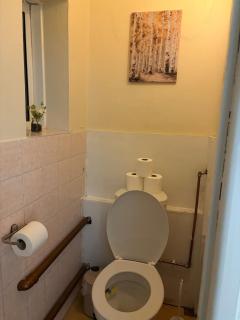 Estokova central haven sleeps up to 9 - Free parking - 2