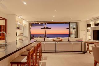 Lux 3 Bed condo with Ocean View Pool Houskeeping - 1