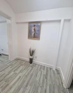 Eskholme - Flat 2, Whitby - 2