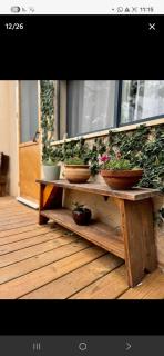 מתחת לעץ התות בכפר - 0