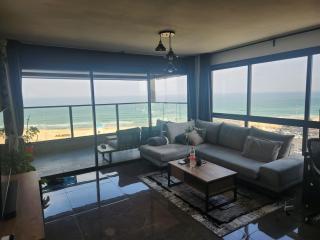 3bd with amazing sea view - 9