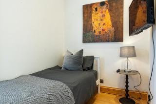 Bright & Comfy Single Room in Bexley Village - 9