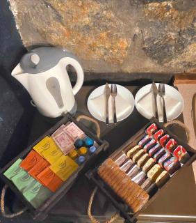 Cozy Stone Retreat - 4