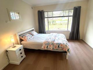 Spacious and Modern Guest House - 1