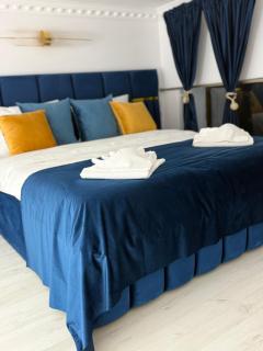 Lipscani Gold Suite - 9