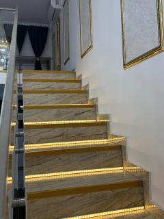Lipscani Gold Suite - 4