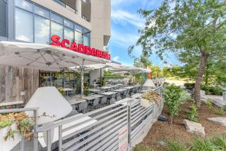 Hidden gem in Humber bay shores Toronto with parking - 9